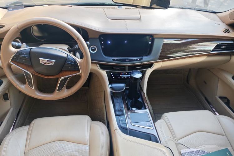 Used Cadillac CT6 2016 40T Platinum Edition Interior 2
