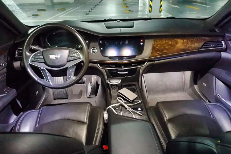 Used Cadillac CT6 2016 28T Luxury Model Interior 2