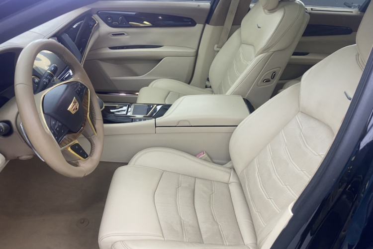 Used Cadillac CT6 2016 40T Platinum Edition Interior 6