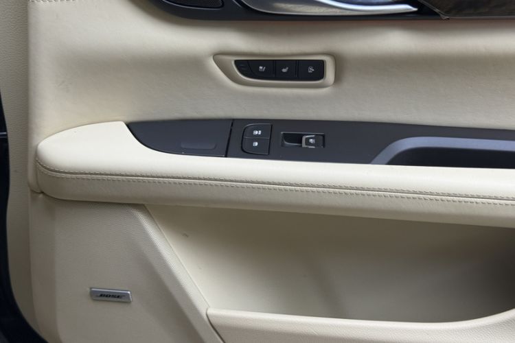 Used Cadillac CT6 2016 40T Platinum Edition Interior 6