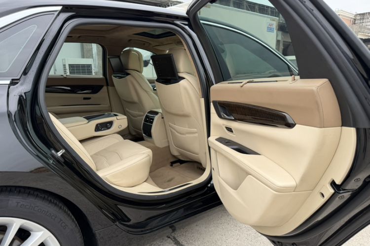 Used Cadillac CT6 2016 40T Platinum Edition Interior 6