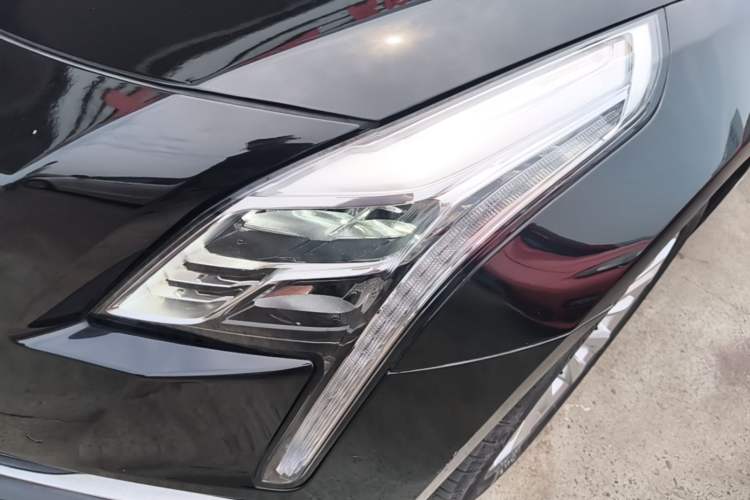 Used Cadillac CT6 2016 28T Luxury Model Left Front Headlight
