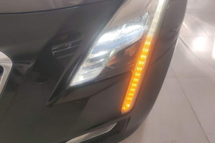 Used Cadillac CT6 2016 28T Luxury Model Left Front Headlight