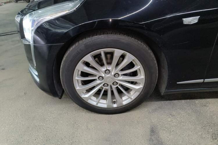 Used Cadillac CT6 2016 28T Luxury Model Left Front Wheel Hub