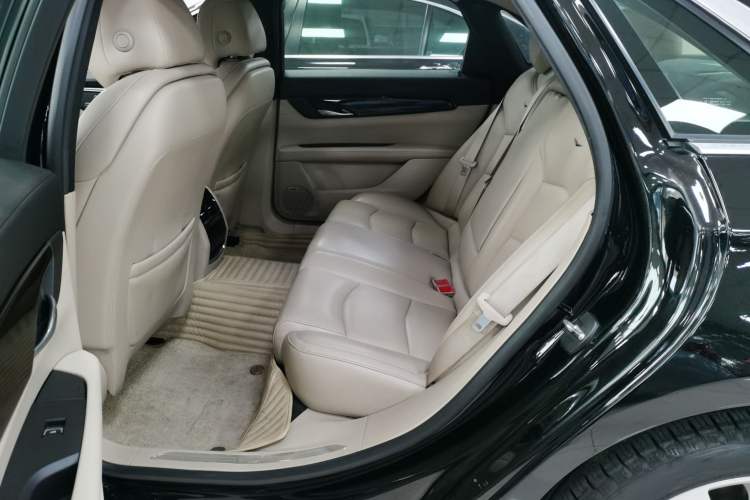 Used Cadillac CT6 2016 28T Fashion Edition Left Rear Seat