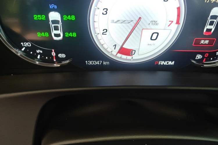 Used Cadillac CT6 2016 40T Leading Model Odometer Close Up