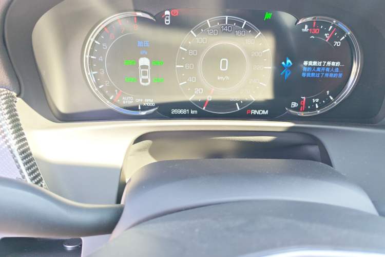 Used Cadillac CT6 2016 40T Leading Model Odometer Close Up