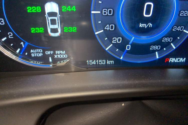 Used Cadillac CT6 2016 28T Leading Model Odometer Close Up