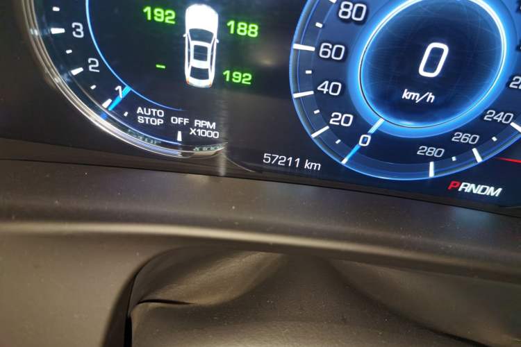 Used Cadillac CT6 2016 28T Luxury Model Odometer Close Up