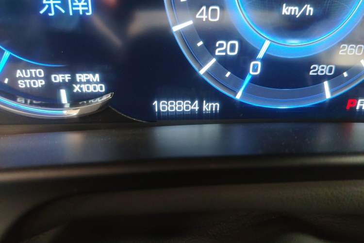 Used Cadillac CT6 2016 28T Luxury Model Odometer Close Up