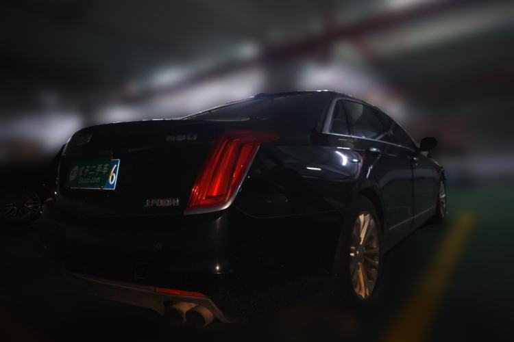 Used Cadillac CT6 2016 28T Fashion Edition Rear Right 45 Deg