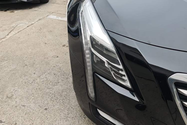 Used Cadillac CT6 2016 28T Luxury Model Right Front Headlight