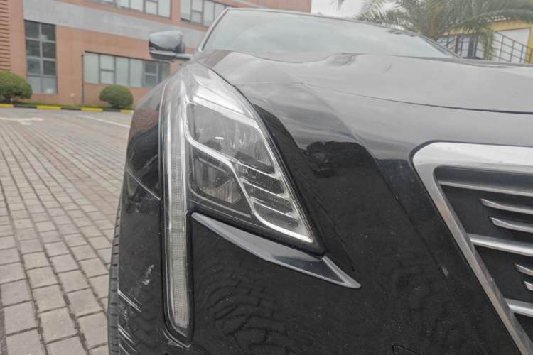 Used Cadillac CT6 2016 40T Leading Model Right Front Headlight