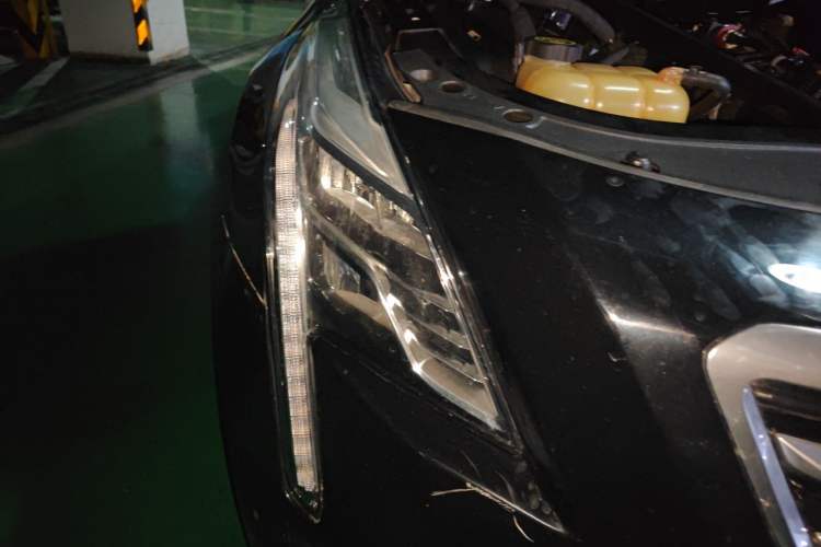 Used Cadillac CT6 2016 28T Luxury Model Right Front Headlight