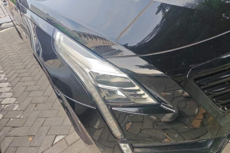 Used Cadillac CT6 2016 40T Leading Model Right Front Headlight