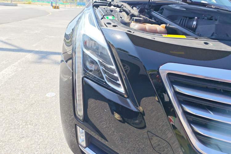 Used Cadillac CT6 2016 40T Leading Model Right Front Headlight
