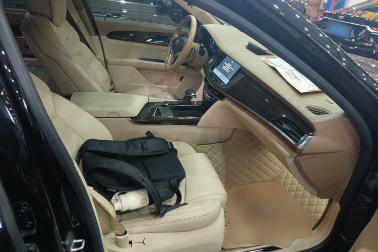 Used Cadillac CT6 2016 28T Platinum Edition Right Front Seat