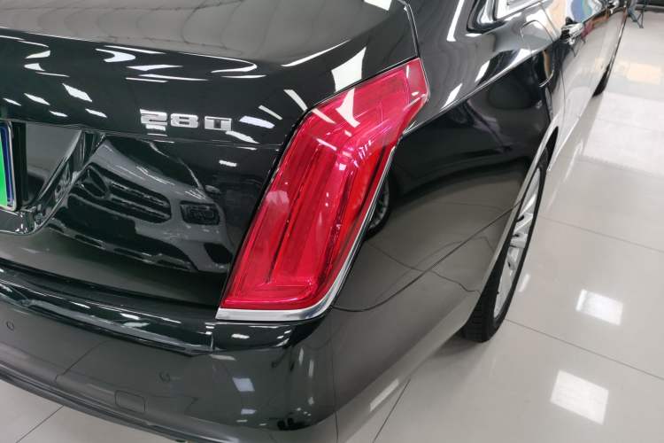 Used Cadillac CT6 2016 28T Fashion Edition Right Rear Taillight