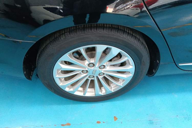 Used Cadillac CT6 2016 28T Luxury Model Right Rear Wheel Hub