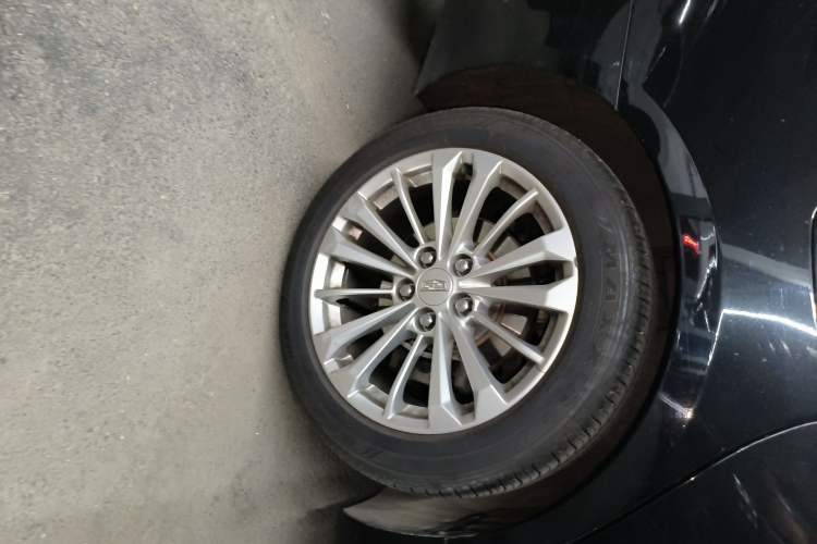 Used Cadillac CT6 2016 28T Luxury Model Right Rear Wheel Hub