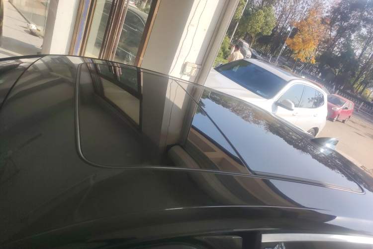 Used Cadillac CT6 2016 28T Luxury Model Roof