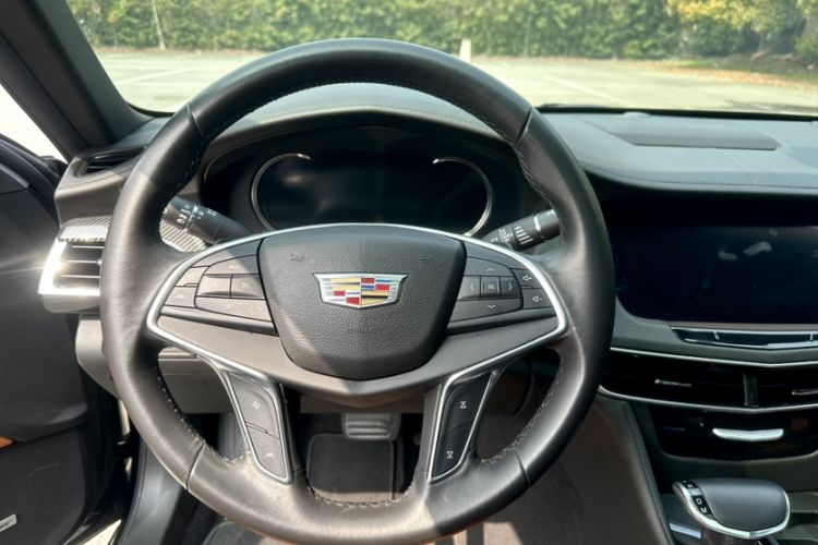 Used Cadillac CT6 2016 28T Leading Model Steering Wheel