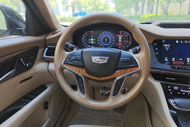 Used Cadillac CT6 2016 28T Platinum Edition Steering Wheel