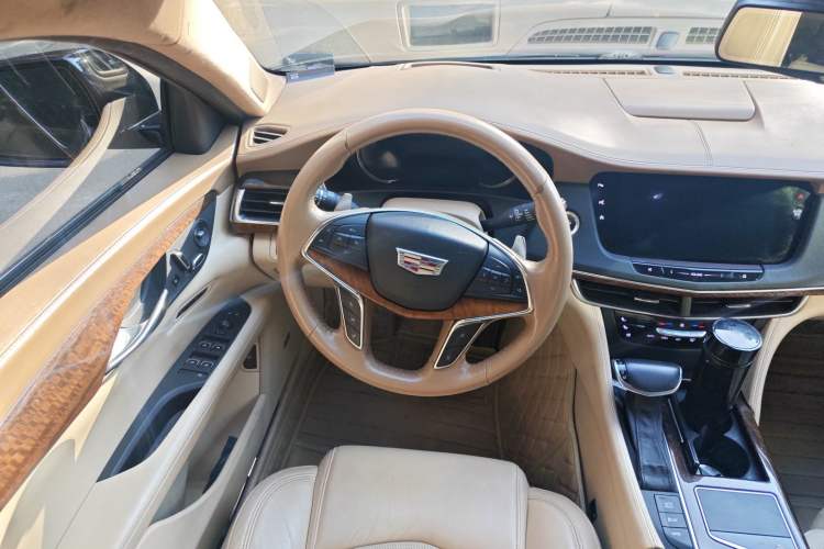 Used Cadillac CT6 2016 40T Platinum Edition Steering Wheel