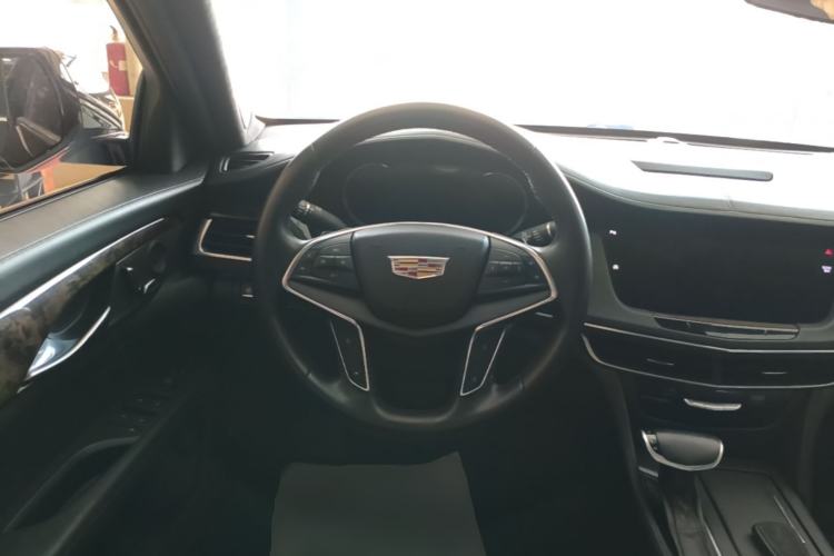 Used Cadillac CT6 2016 28T Luxury Model Steering Wheel