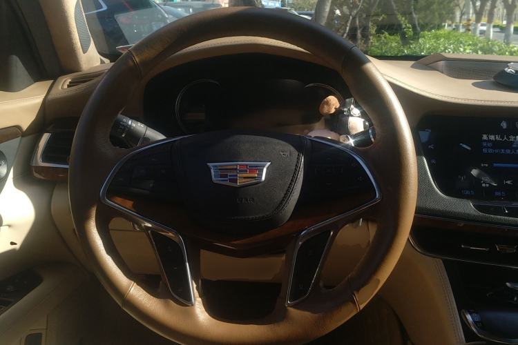 Used Cadillac CT6 2016 40T Platinum Edition Steering Wheel