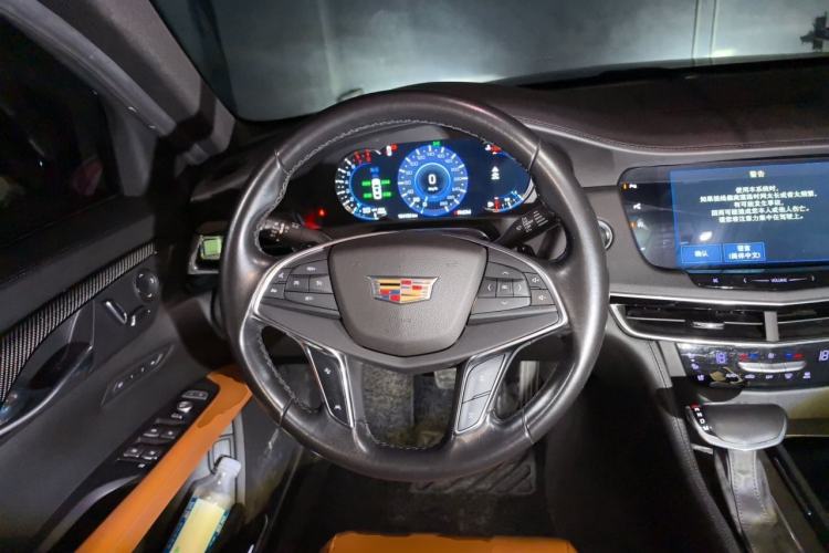 Used Cadillac CT6 2016 28T Leading Model Steering Wheel