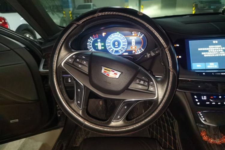 Used Cadillac CT6 2016 28T Luxury Model Steering Wheel