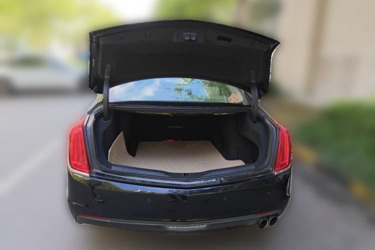 Used Cadillac CT6 2016 28T Platinum Edition Trunk