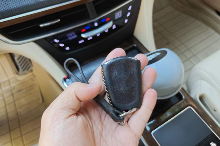 Used Cadillac CT6 2016 28T Platinum Edition Vehicle Key