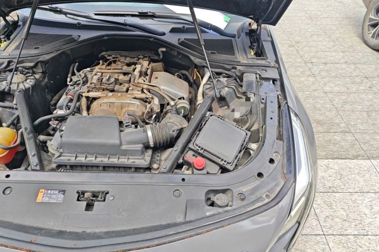 Used Cadillac CT6 2016 28T Leading Model Engine Bay Left