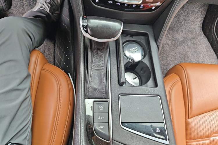 Used Cadillac CT6 2016 28T Leading Model Gear Lever