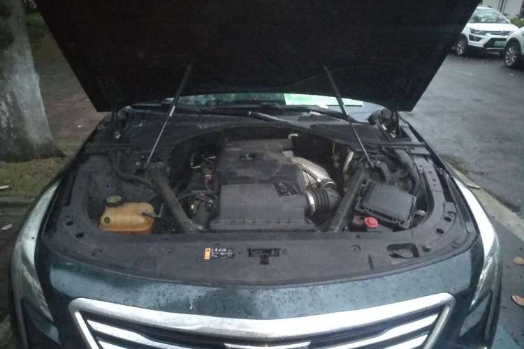 Used Cadillac CT6 2016 28T Luxury Model Engine Bay