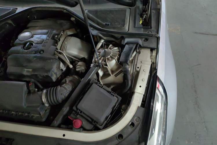 Used Cadillac CT6 2016 28T Leading Model Engine Bay Left