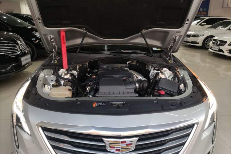 Used Cadillac CT6 2016 28T Leading Model Engine Bay