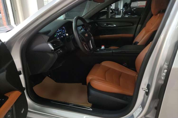 Used Cadillac CT6 2016 28T Leading Model Left Front Seat