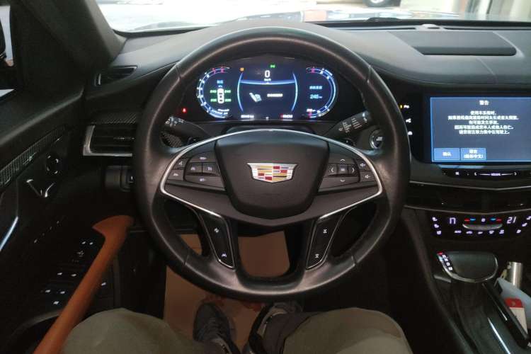 Used Cadillac CT6 2016 28T Leading Model Steering Wheel