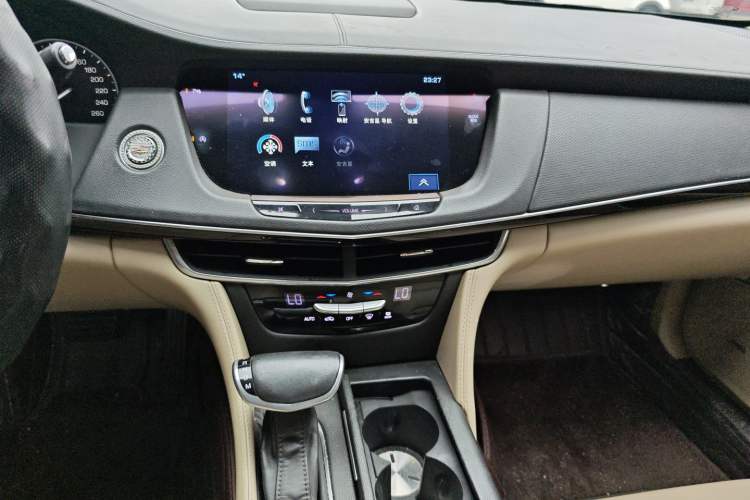 Used Cadillac CT6 2016 28T Fashion Edition Audio And AC Panel