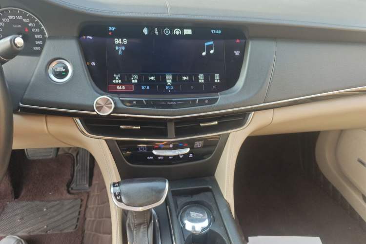 Used Cadillac CT6 2016 28T Fashion Edition Audio And AC Panel