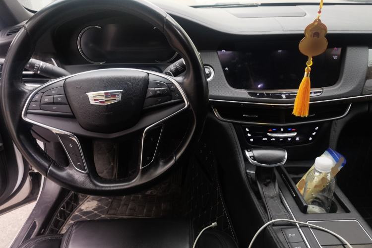 Used Cadillac CT6 2016 28T Luxury Model Center Console
