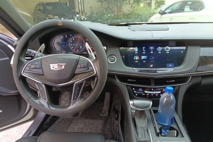 Used Cadillac CT6 2016 40T Luxury Model Center Console