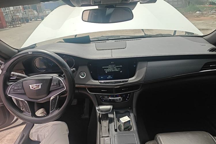 Used Cadillac CT6 2016 28T Luxury Model Center Console