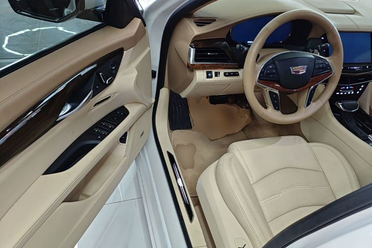 Used Cadillac CT6 2016 28T Platinum Edition Driver Seat