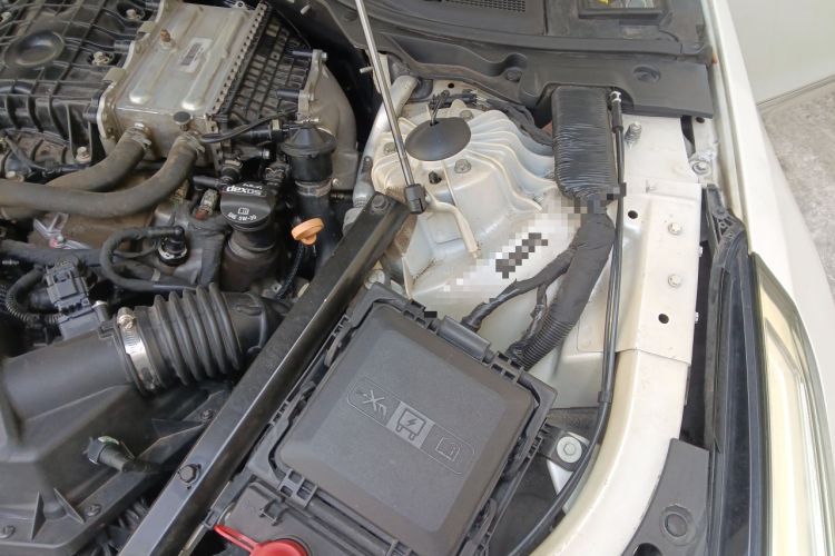 Used Cadillac CT6 2016 40T Luxury Model Engine Bay Left