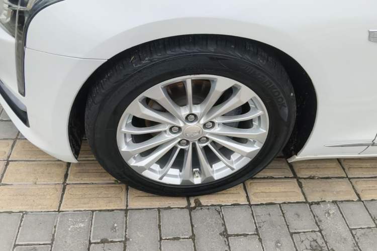 Used Cadillac CT6 2016 28T Luxury Model Exterior 4