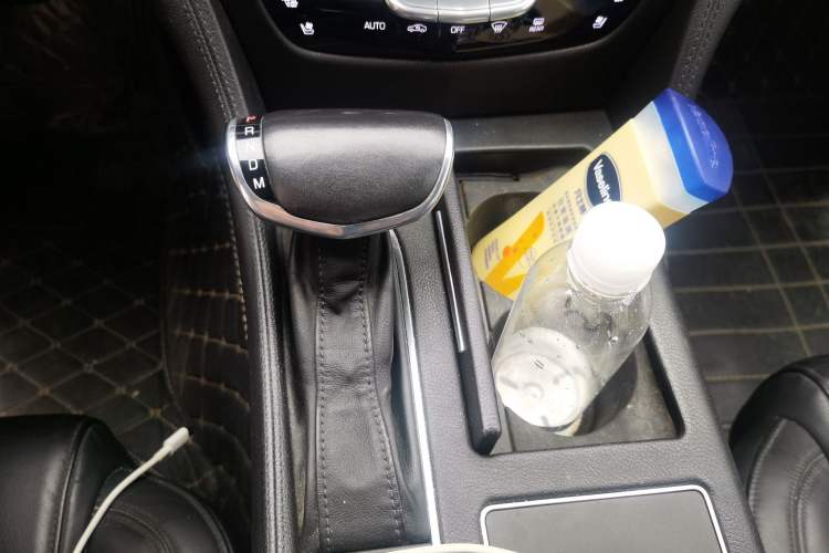 Used Cadillac CT6 2016 28T Luxury Model Gear Lever